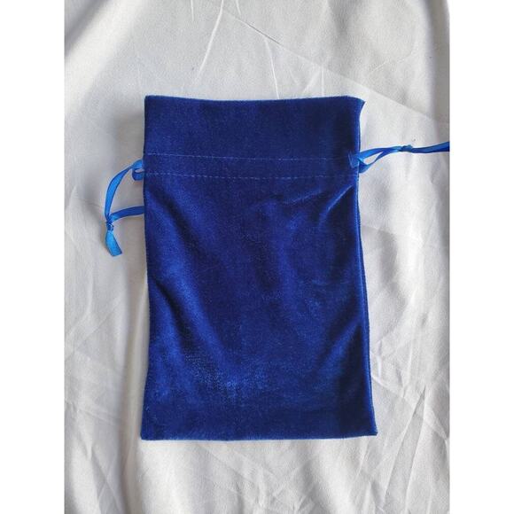 Set Of 6 Velvet Tarot Bags Size 6x9 | Oracle Card Bag | Runes Bag | Crystal Bag - Picture 8 of 10